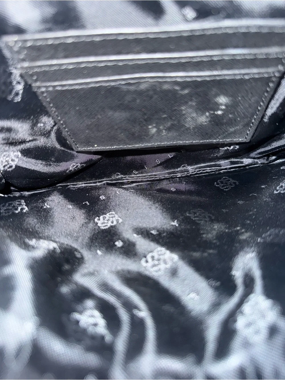 Sisley Black Saffiano leather Wristlet EUC